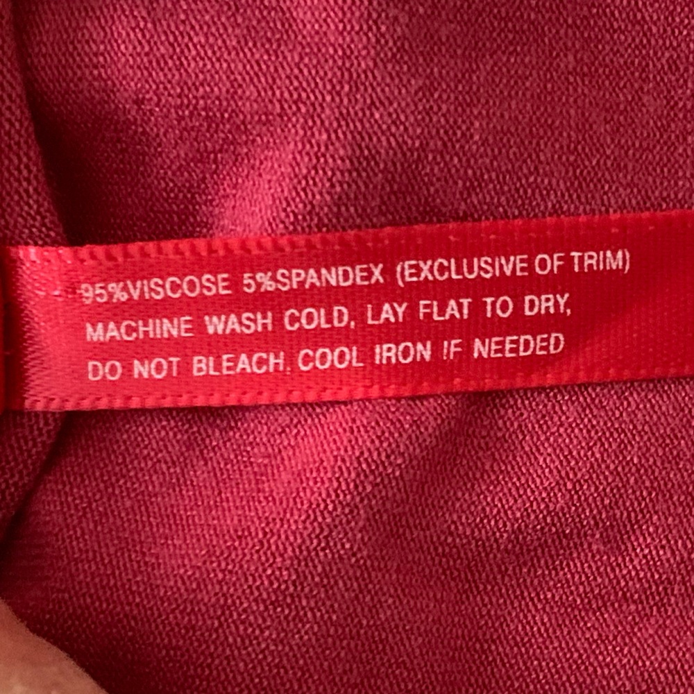 Ruby Ribbon Red Ruffle Blouse - Size Large - Picture 8 of 11